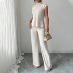👗 50% OFF NOW! 🌸 Elegant Mock Neck Top & Wide-Leg Pants 2-Piece Set – Ribbed Texture, Flowing Silhouette & Versatile Style ✨