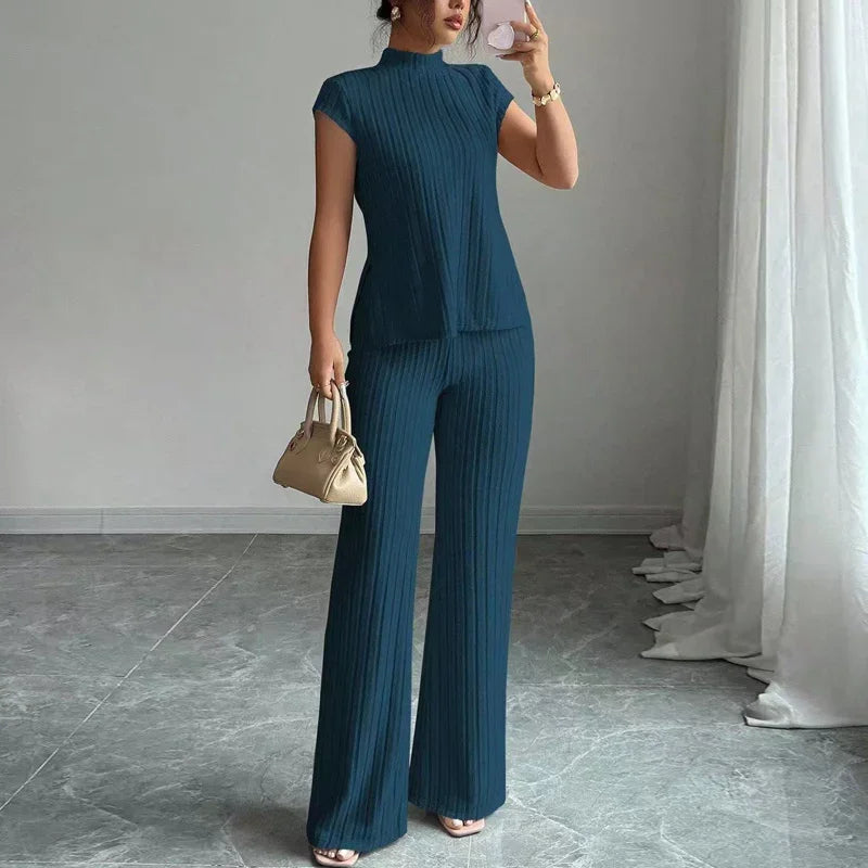 👗 50% OFF NOW! 🌸 Elegant Mock Neck Top & Wide-Leg Pants 2-Piece Set – Ribbed Texture, Flowing Silhouette & Versatile Style ✨