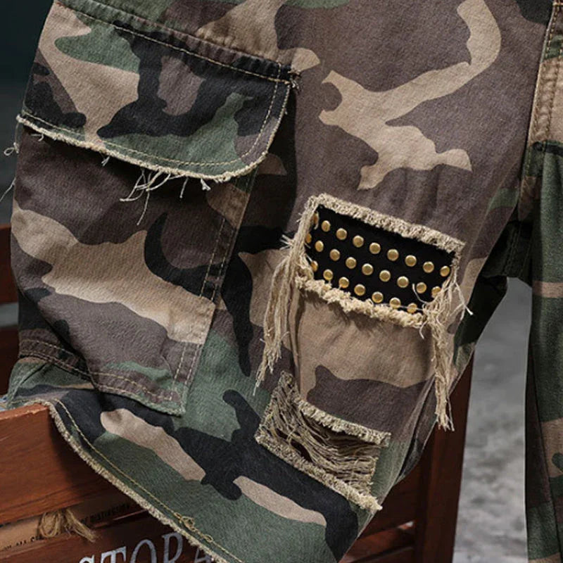 🔥 50% OFF NOW!⚡ Men's Studded Camo Cargo Shorts – Distressed, Multi-Pocket & Elastic Waist – Rugged Streetwear Cargo Shorts 🛹